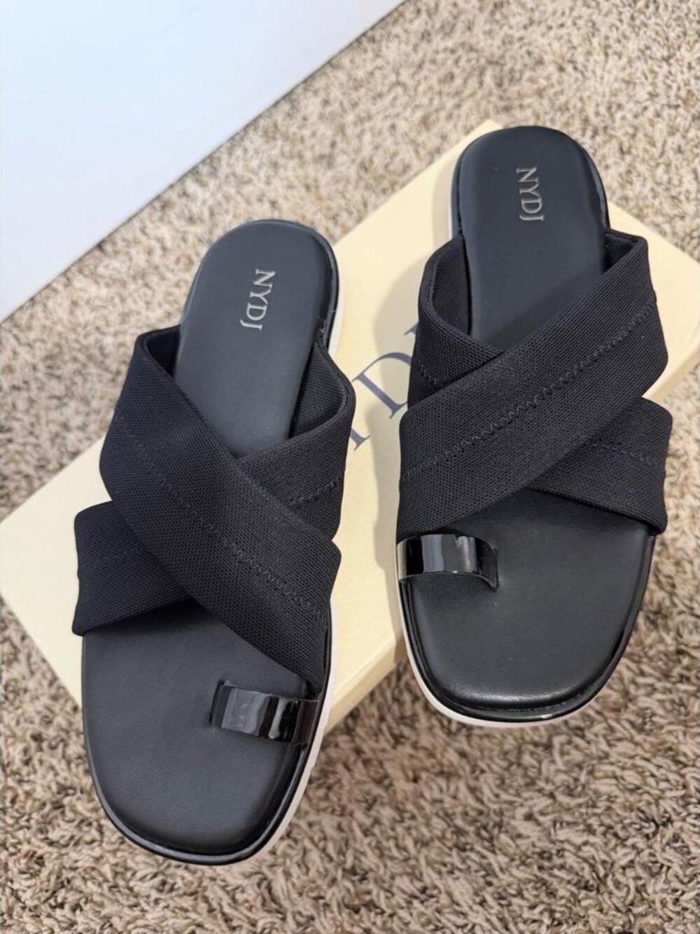 NYDJ Women's Black and White Sandals